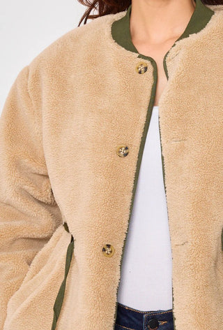 BOMBER