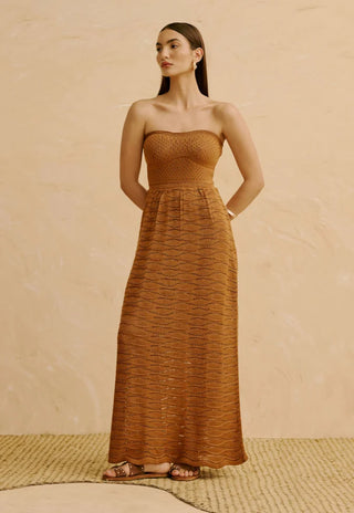 STRAPLESS DRESS
