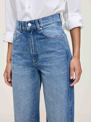 BARREL JEANS