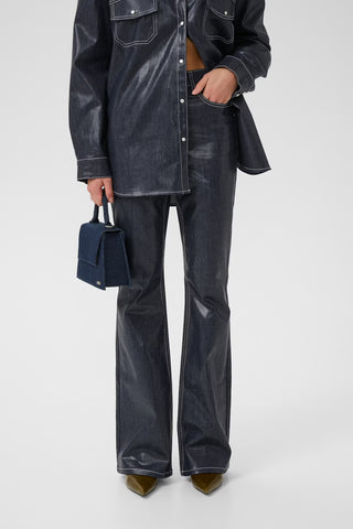BOOTCUT