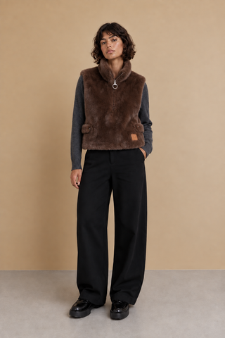 FUNNEL NECK GILET