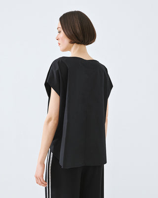 SLEEVELESS TOP