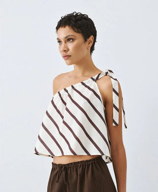 ONE SHOULDER TOP