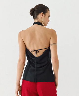 HALTERNECK TOP