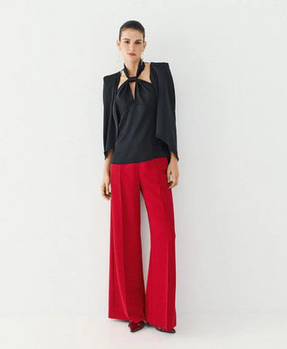 HALTERNECK TOP