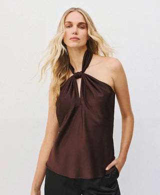HALTERNECK TOP
