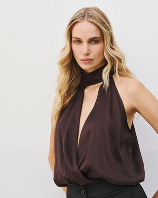 HALTERNECK TOP