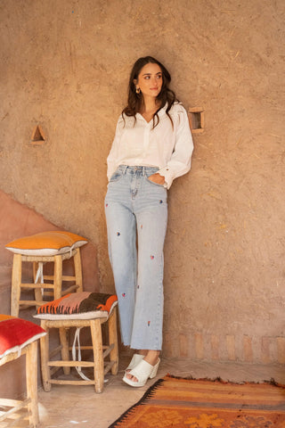 STRAIGHT LEG JEANS