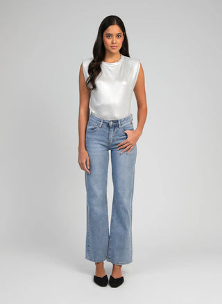 SLEEVELESS TOP