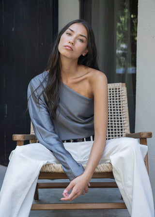 ONE SHOULDER TOP