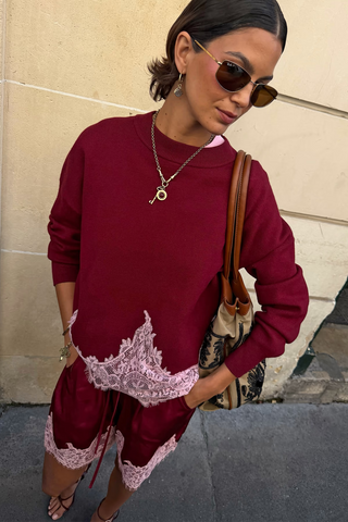 ROUND NECK PULLOVER