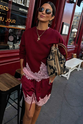 ROUND NECK PULLOVER