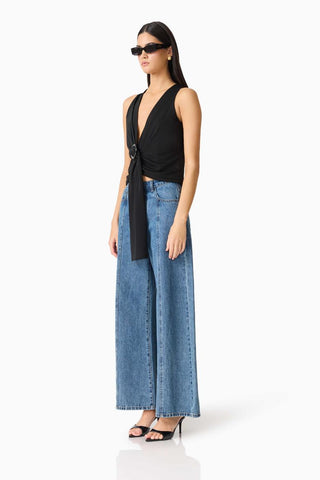 SLEEVELESS TOP