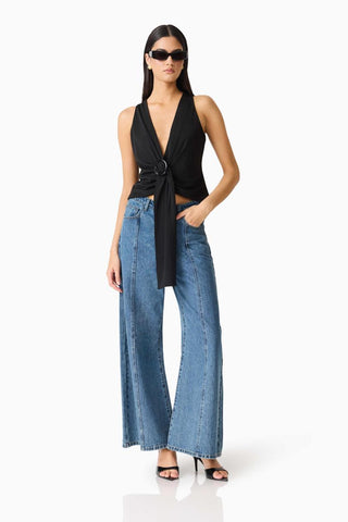 SLEEVELESS TOP
