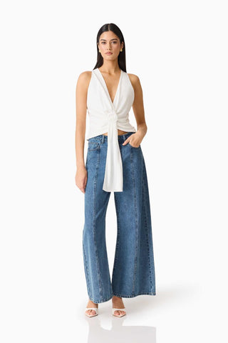SLEEVELESS TOP
