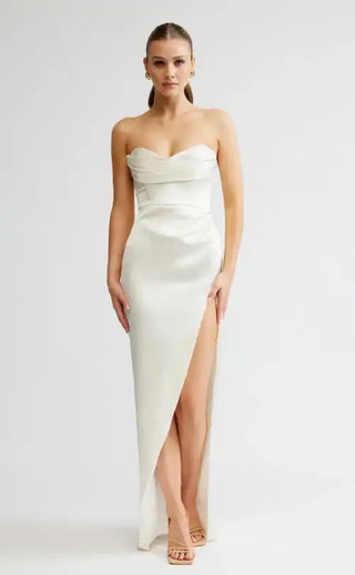 STRAPLESS DRESS