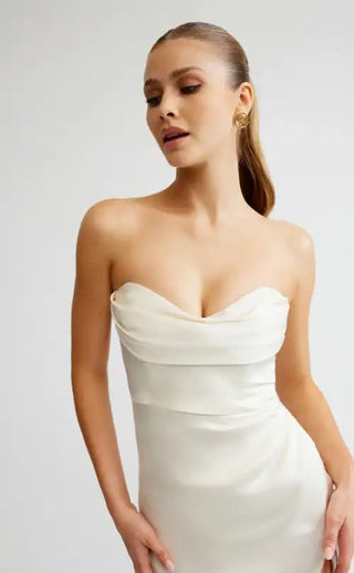 STRAPLESS DRESS