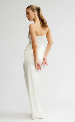 STRAPLESS DRESS