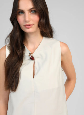 SLEEVELESS TOP
