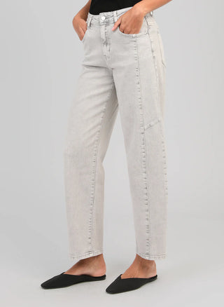 BARREL JEANS