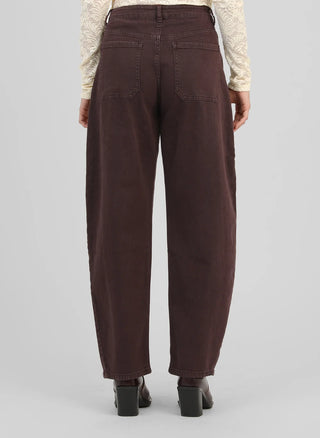 BARREL JEANS