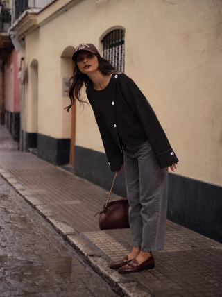 ROUND NECK PULLOVER
