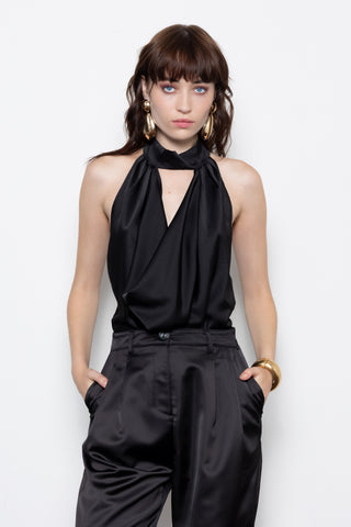 HALTERNECK TOP