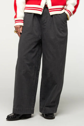 BARREL JEANS