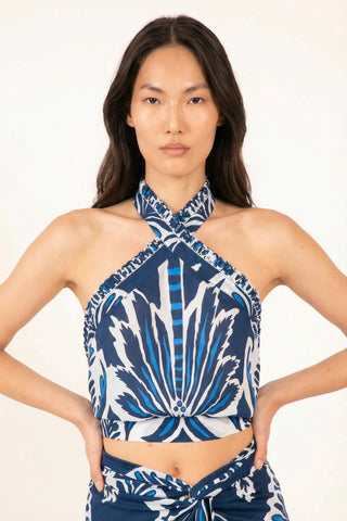 HALTERNECK TOP