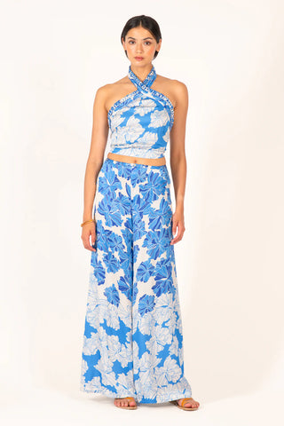 HALTERNECK TOP