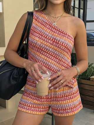 ONE SHOULDER TOP