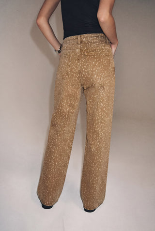 LOOSE STRAIGHT JEANS