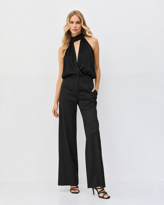 HALTERNECK TOP