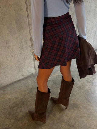 ASYMMETRIC SKIRT