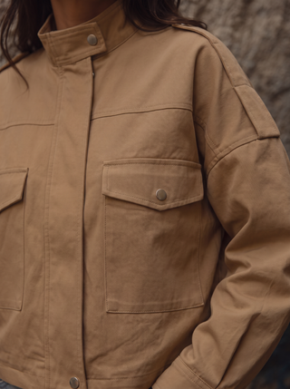 FUNNEL NECK JACKET