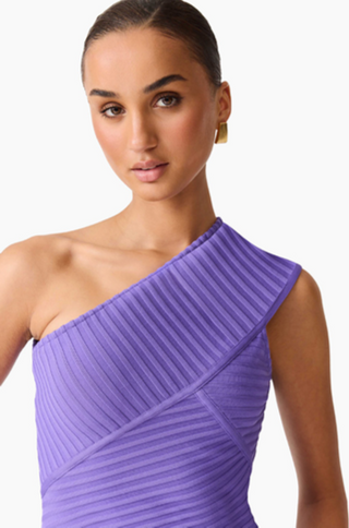 ONE SHOULDER TOP