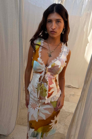 SLEEVELESS TOP