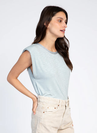 SLEEVELESS TOP
